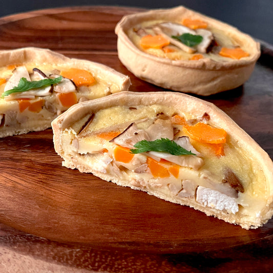 香る秋の松茸キッシュ