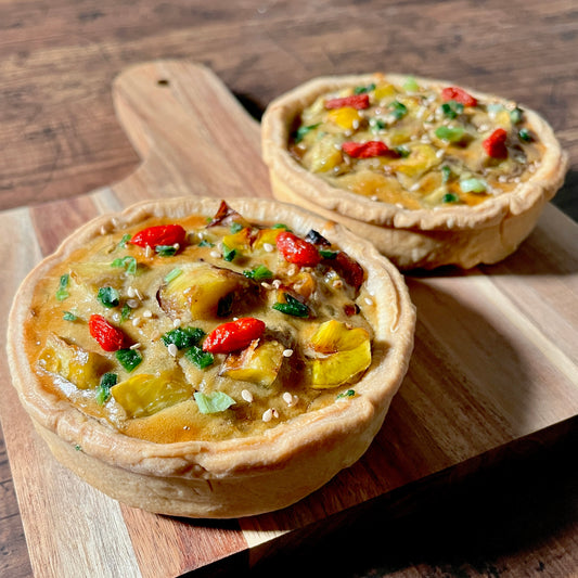 能勢の銀寄栗と鶏ごぼうの白味噌香る和キッシュ