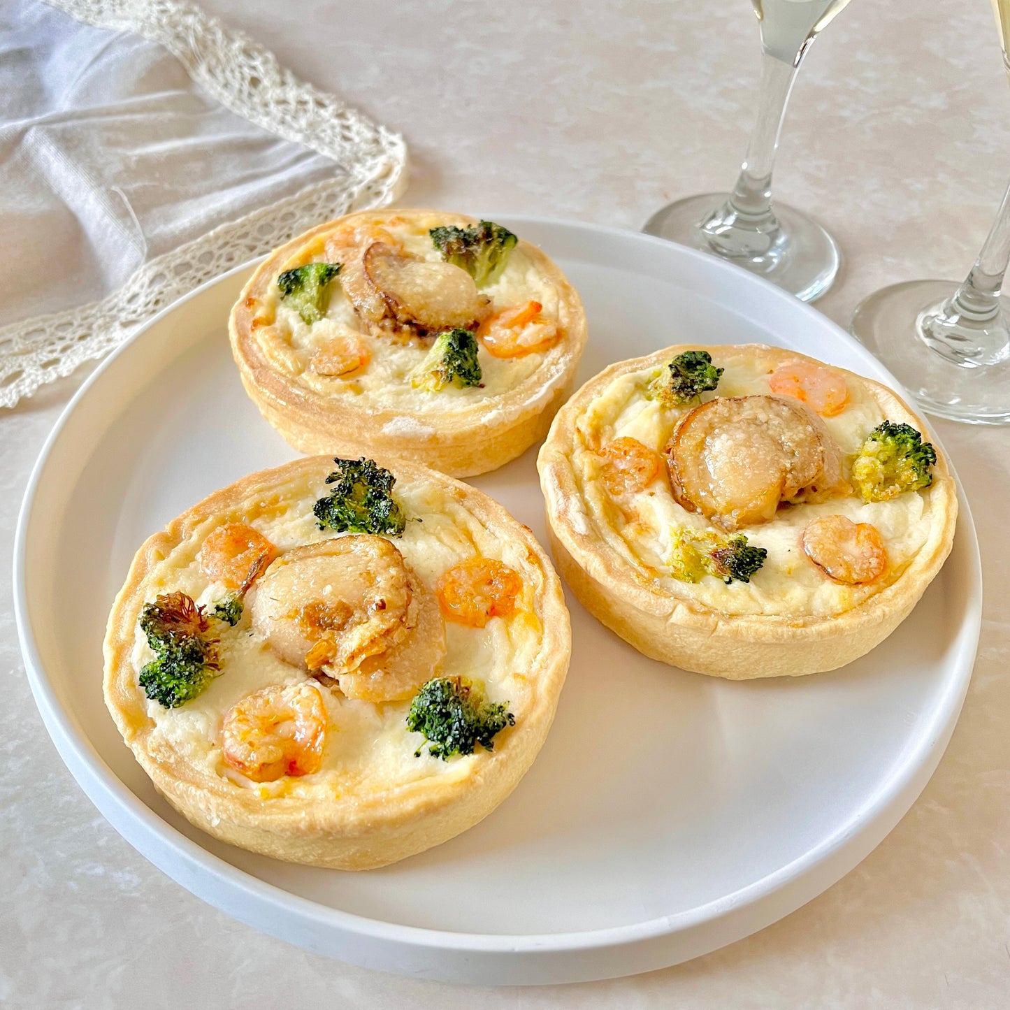 北海道産ホタテと海老のシーフードグラタン