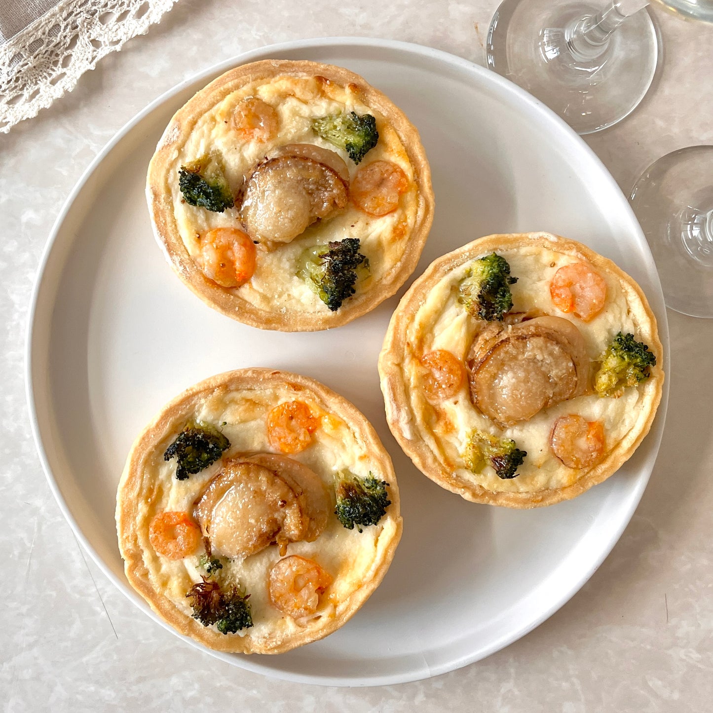 北海道産ホタテと海老のシーフードグラタン